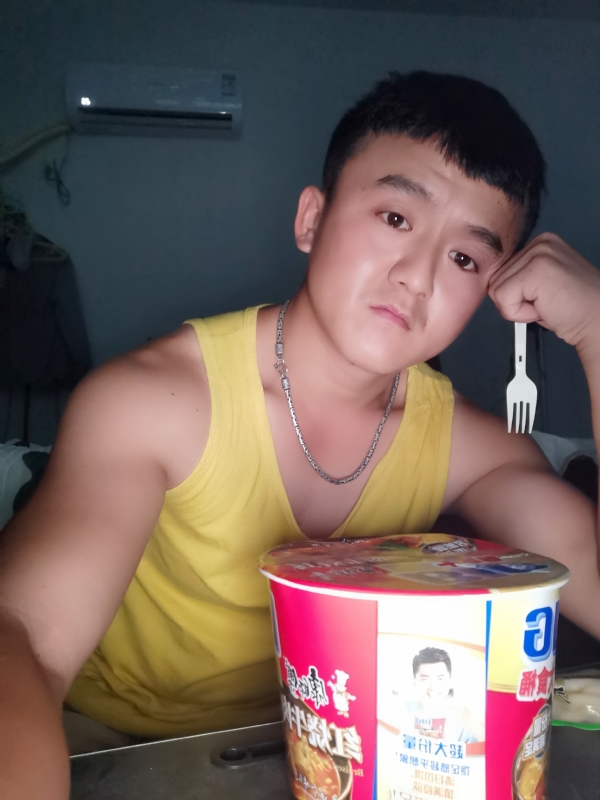 飞飞的第一张照片--杭州残疾人相亲网