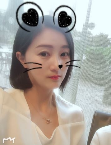 坏女孩的第一张照片--杭州残疾人相亲网