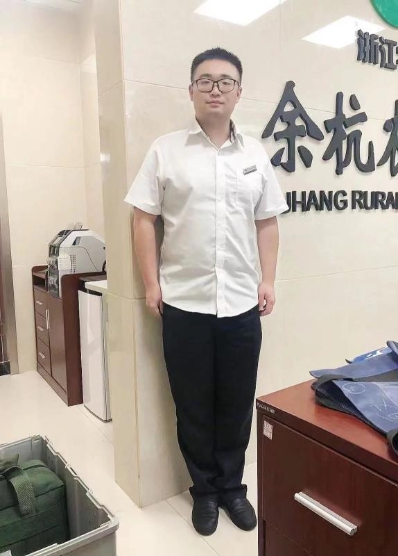 君临天下的第二张照片--杭州残疾人相亲网