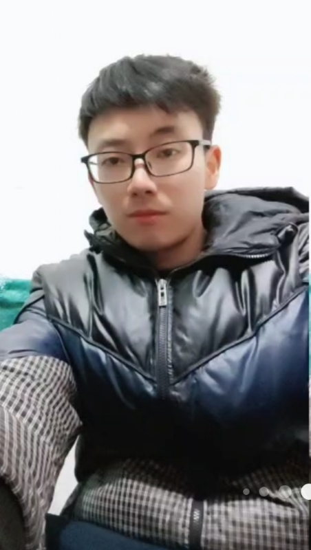 吐泡泡的小鱼的第一张照片--杭州残疾人相亲网